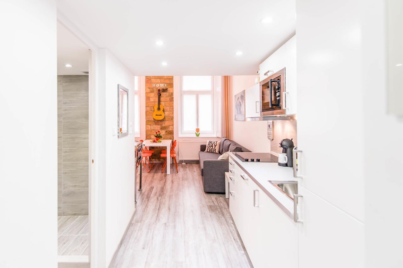 Happy Pop Apartment *